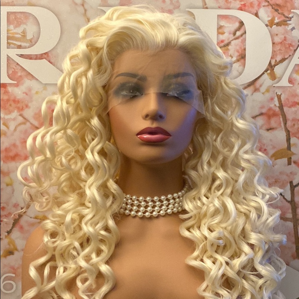 PREMIUM CURLY ICY PLATINUM BLONDE HUMAN HAIR BLEND LACEFRONT WIG